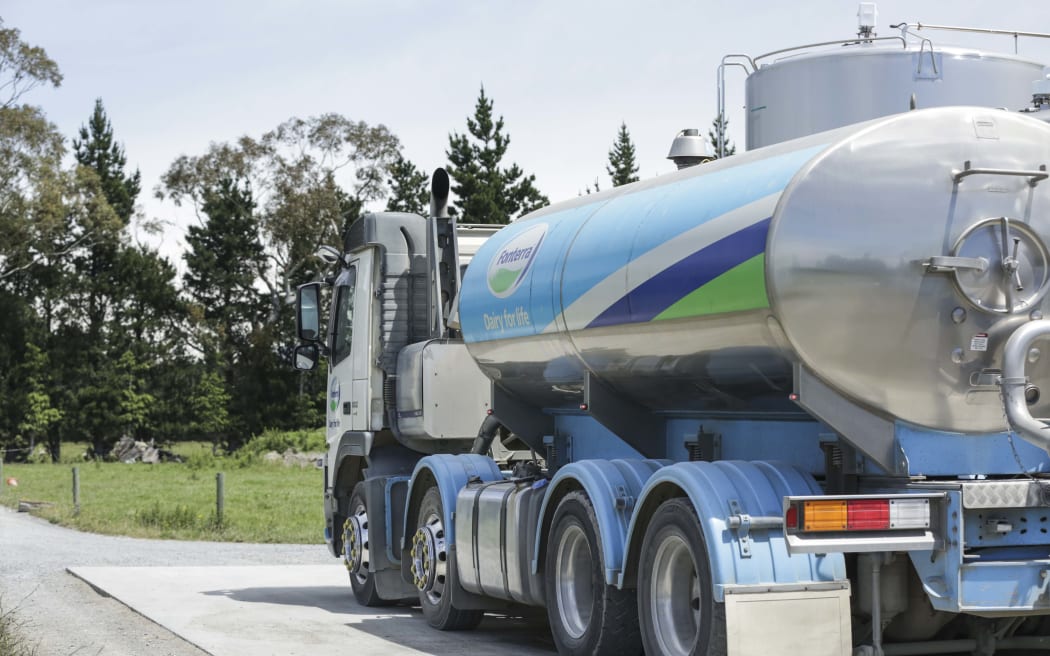Fonterra milk truck picking up Simon Mackle's milk.