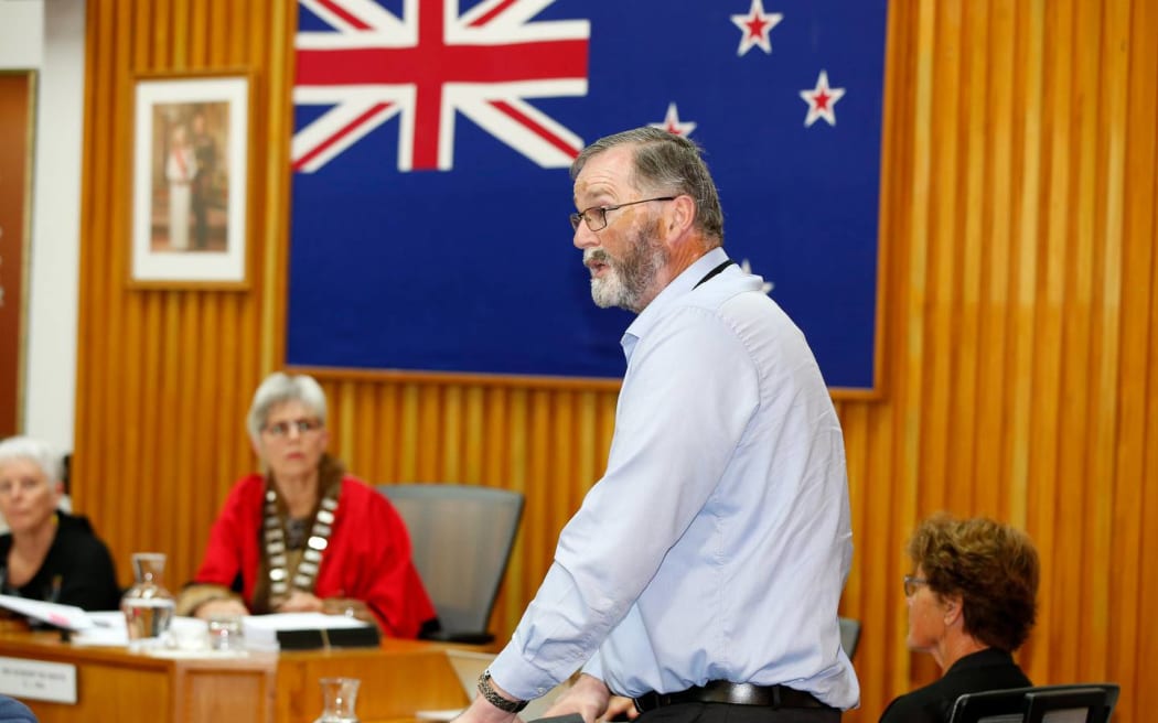 Councillor Ken Couper speaks in favour of Māori wards at today's Whangārei District Council meeting.
