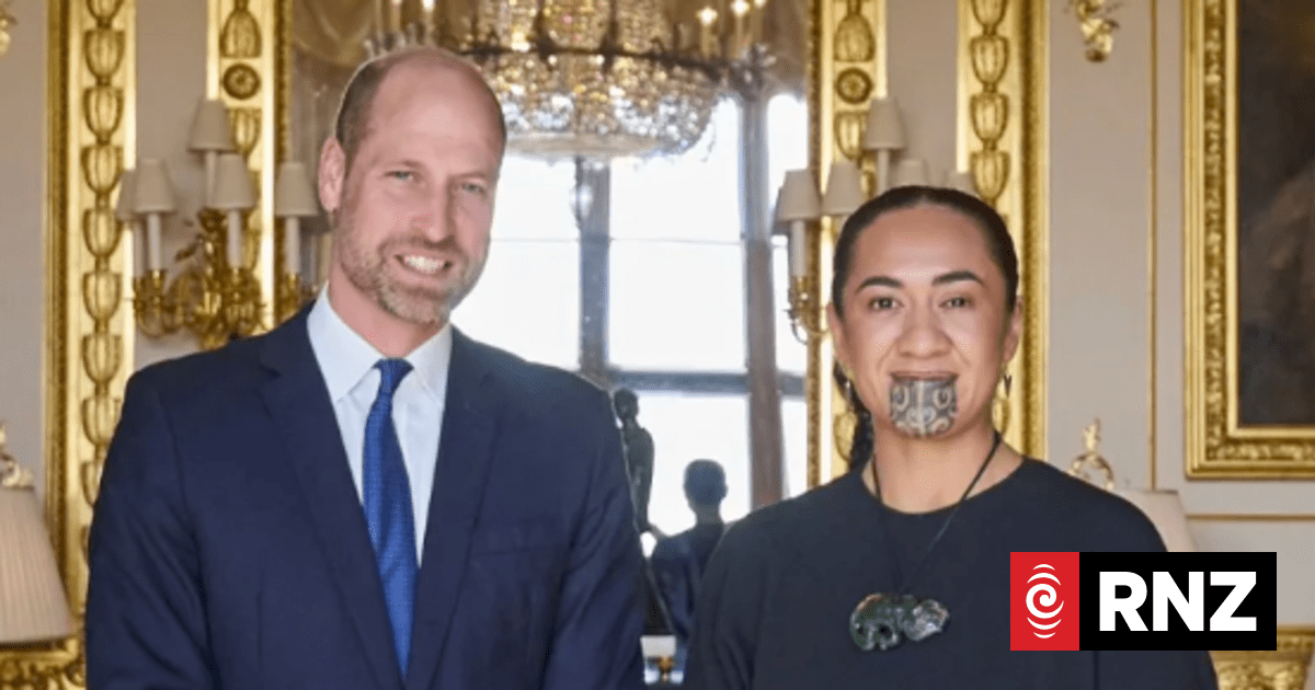 Māori Queen Te Arikinui Kuini Nga wai hono i te po meets Prince William at Windsor Castle