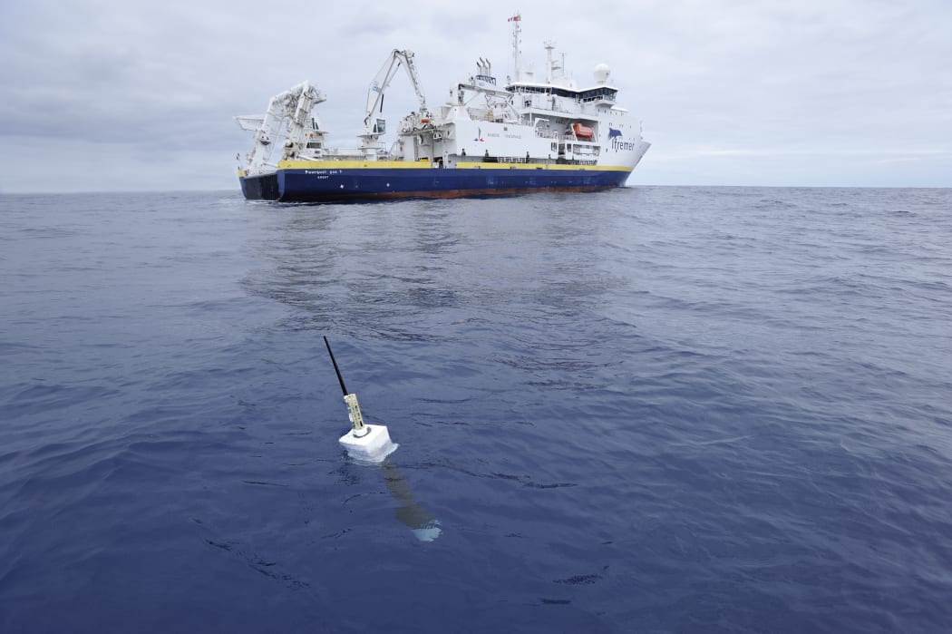 A float deployed from a French research vehicle.