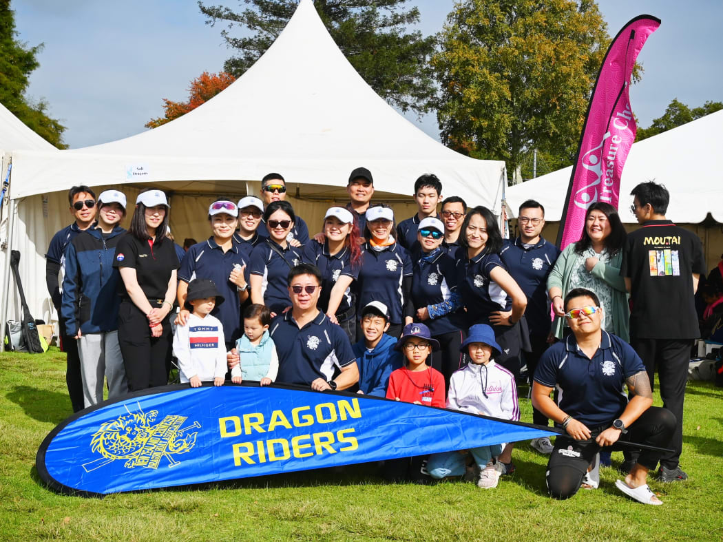 Dragon boat crew, Dragon Riders