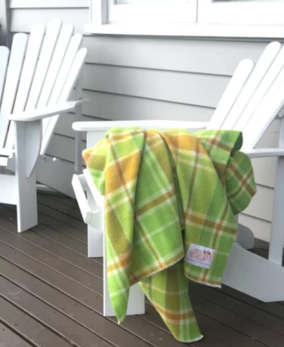 Fresh Retro love wool blanket