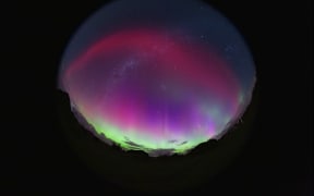 Rainbow of the Night timelapse