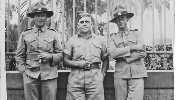 Jack (left) and two army mates on leave in Egypt.