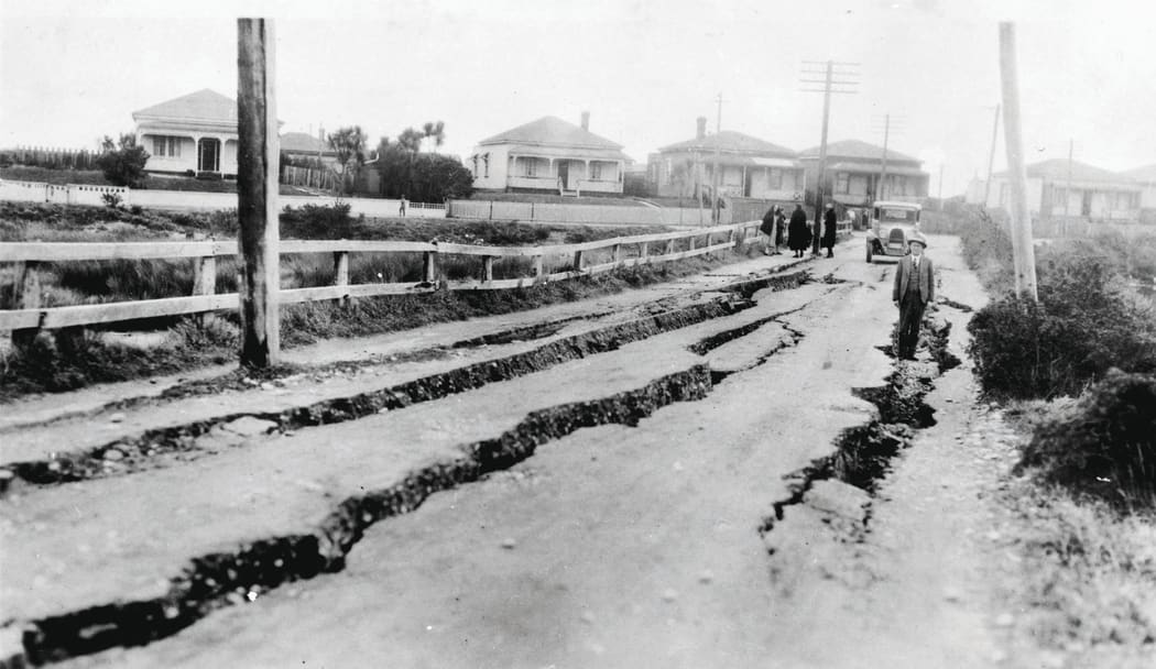 Damage to roads in Greymouth after the 1929 Murchison quake