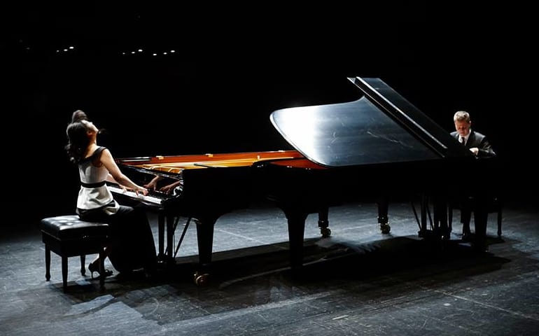 Anderson & Roe piano duo
