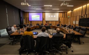 Councilor Vicky Southworth, ECan deputy chair Deon Swiggs, ECan chair Craig Pauling, ECan Director of Science Tim Davie, Professor Simon Hales, Associate Professor Tim Chambers, Marnie Prickett, University of Otago research fellow