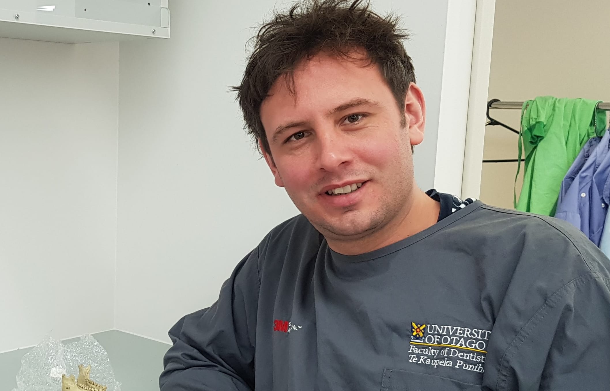 Dr Ian Towle
