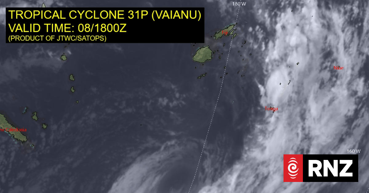 How to forecast a cyclone | RNZ