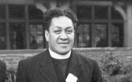 Anglican clergymen Hoepa Taepa, Wiremu Te Tau Huata and Rimu Hamiora Rangiihu (left to right), May 1950
