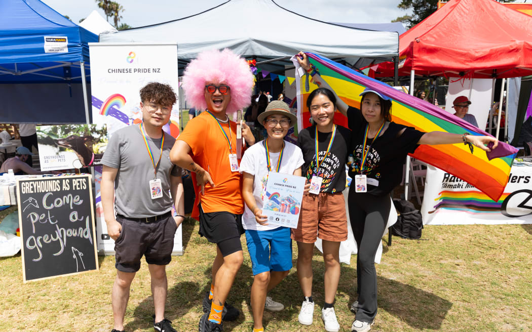 Chinese Pride New Zealand represents the Chinese rainbow community in New Zealand.