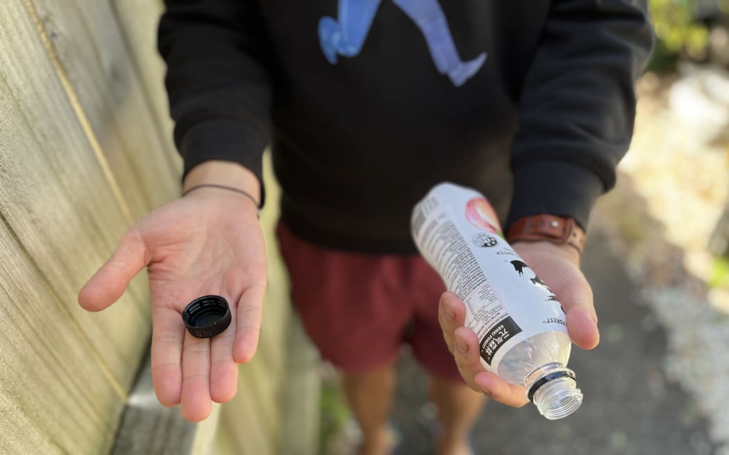 New recycling rules came into effect from Feb 2024. All bottles and containers' lids should be take off and put in rubbish bin.