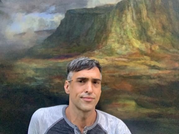 Hawaiian artist Solomon Enos