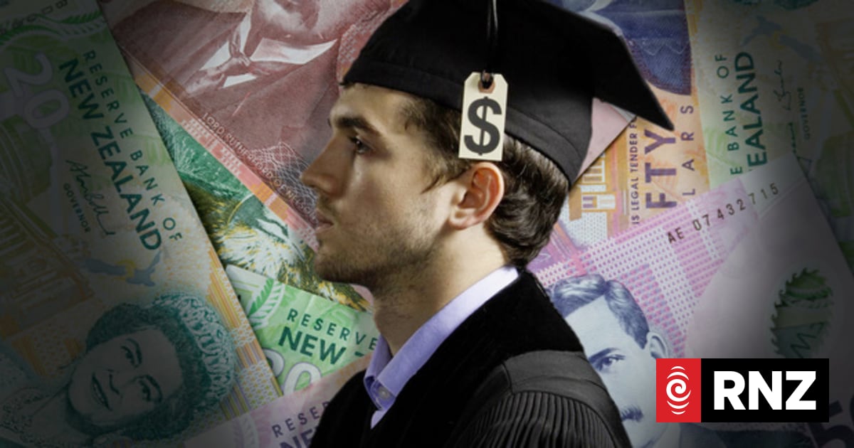 Most young people 'following their noses' to find work, not dodging student loans, economist says