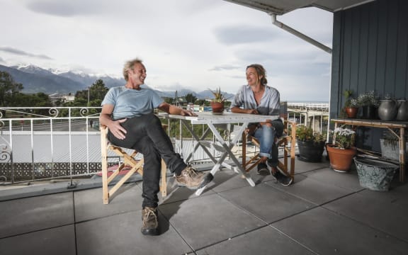 Local densist, Chris Lindgard and his wife Annemarie.