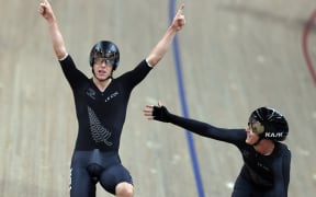 New Zealand's Corbin Strong celebrates winning the men's 15km scratch race final cycling event at the Commonwealth Games, 31 July 2022.