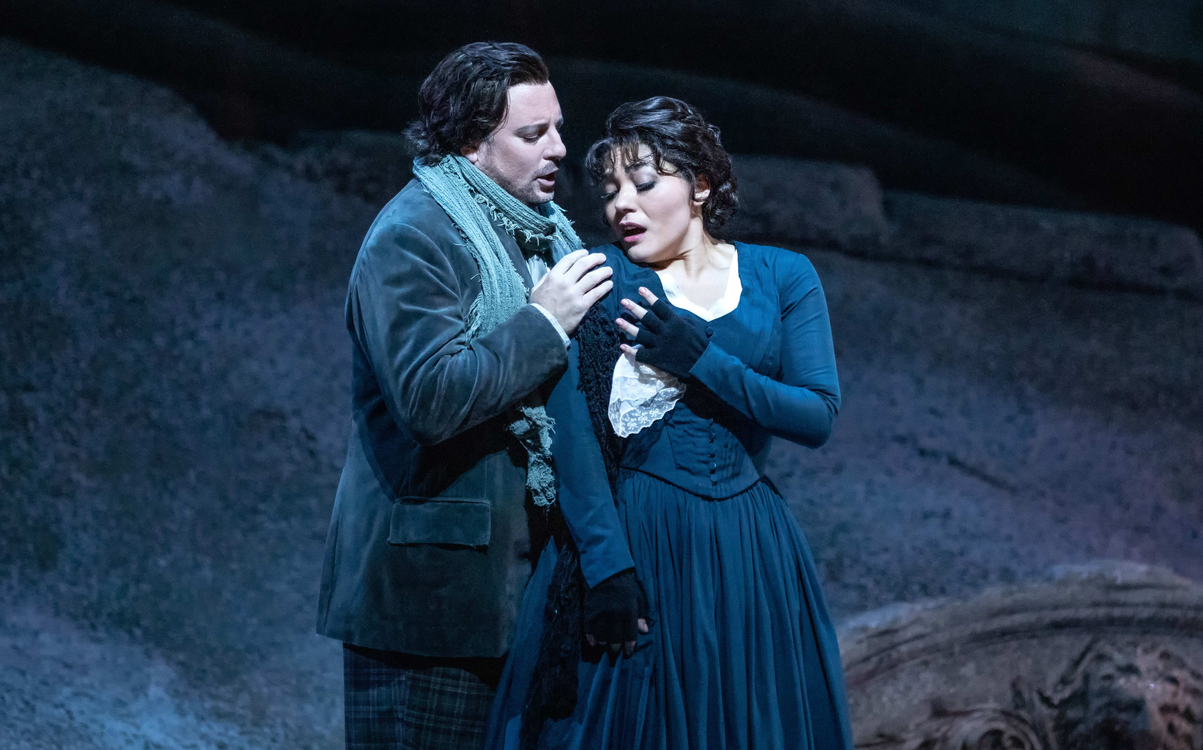 Matthew Polenzani as Rodolfo & Ailyn Pérez as Mimi