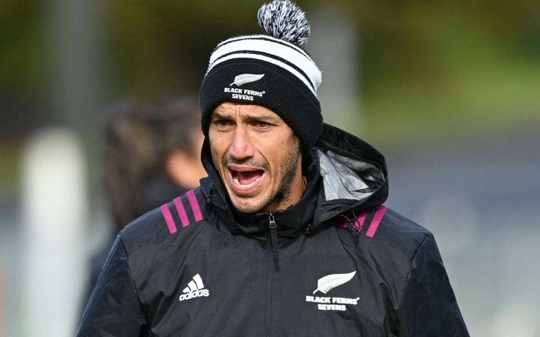Allan Bunting is tipped to take over from Glenn Moore as the Black Ferns XV's coach.
