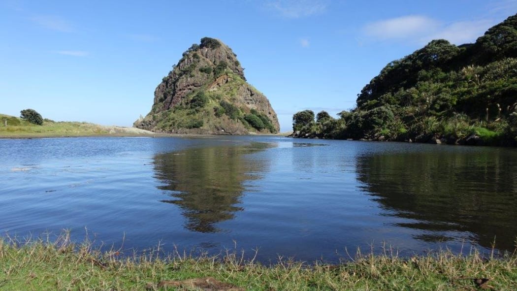 Piha Lagoon and Lion Rock