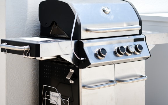 Stainless steel gas grill bbq barbecue.