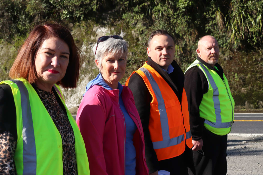 From left: Hastings Mayor Sandra hazlehurst, Hastings deputy mayor Tania Kerr, Road Transport Forum chief executive Nick Leggett and truck driver Tony Alexander