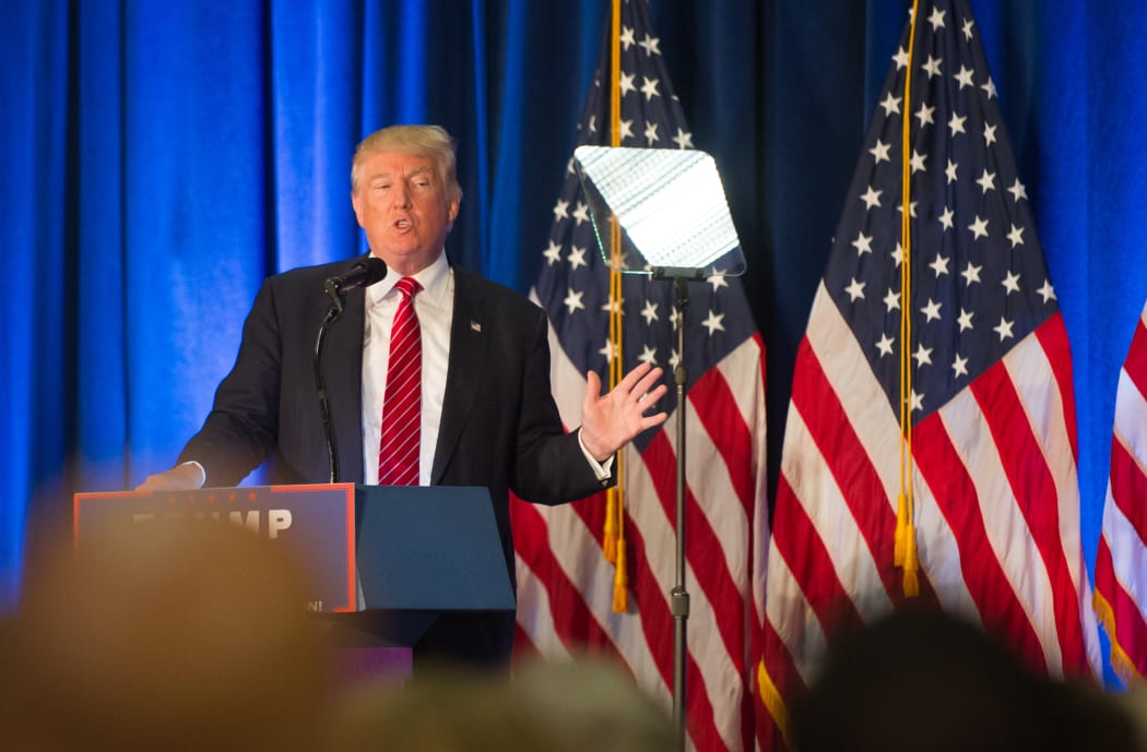 Donald Trump veered off script at a rally in Ohio, telling the crowd he wanted "extreme vetting" for refugees.