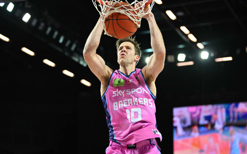 Tom Abercrombie for the Breakers.
New Zealand Breakers v Cairns Taipans. NBL Basketball, Spark Arena, Auckland, New Zealand on Sunday 15 January 2023. © Photo: Andrew Cornaga / www.photosport.nz