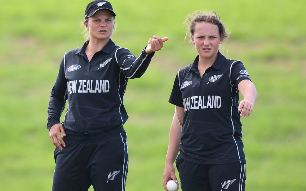Suzie Bates and 16-year-old Amelia Kerr.