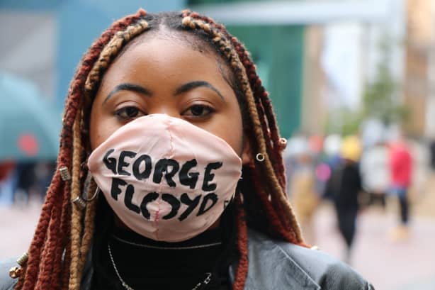 Photo essay: Thousands march in solidarity with Black Lives Matter | RNZ