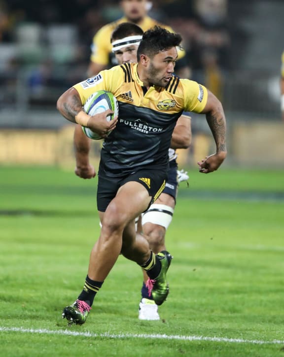 Hurricanes Vince Aso. Hurricanes v Brumbies, Super Rugby, McLean Park, Napier, New Zealand. Friday, 21 April 2017. Copyright photo: John Cowpland / www.photosport.nz