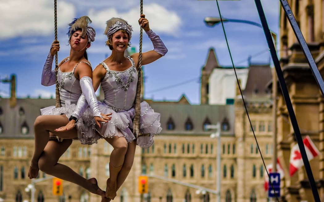 The Silver Starlets will be performing their aerial acrobatic show at the Buskers Festival.