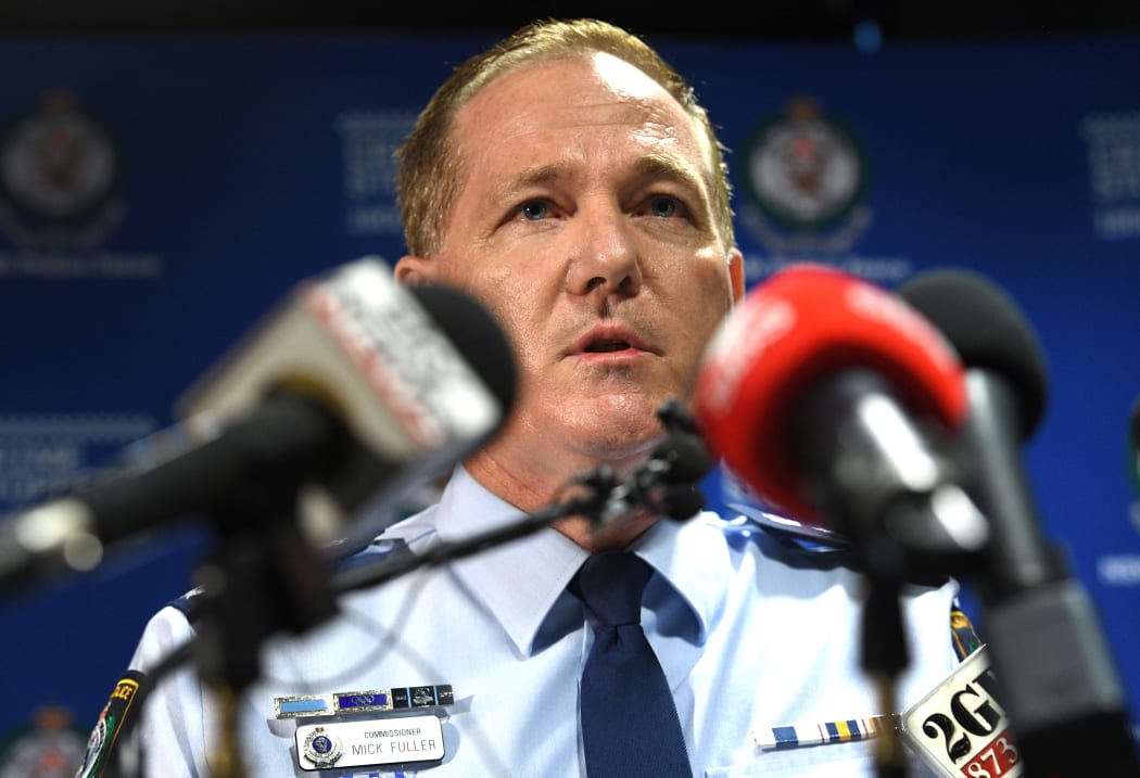 New South Wales Police Commissioner Mick Fuller (R) speaks at a press conference in Sydney on May 24, 2017.
