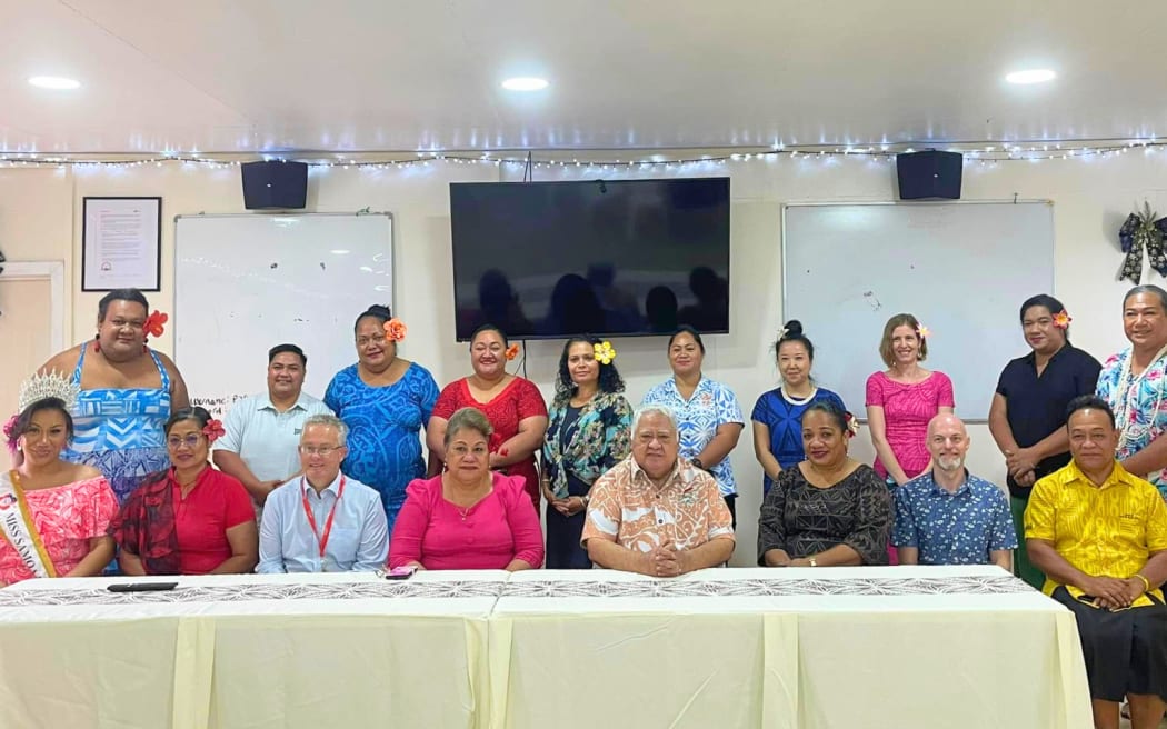 Sāmoan officials and development partners join the Sāmoa Fa’afāfine Association to celebrate Fa’afāfine and Fa'atama Week in 2024. Former Minister of Women, Mulipola Anarosa Molioo-Ale is seated next to SFA Patron, HRPP Leader Tuilaepa Sailele Malielegaoi. Photo/Sāmoa Fa’afāfine Association
