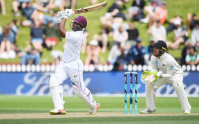 Shimron Hetmyer goes big at the Basin Reserve.