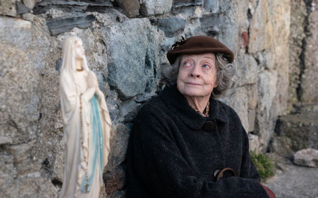 LE CLUB DES MIRACLES
THE MIRACLE CLUB
2023
de Thaddeus O'Sullivan
Maggie Smith.
COLLECTION CHRISTOPHEL © Zephyr Films - City Films Entertainment - Ingenious Media - City Films I - ShinAwil Productions (Photo by Zephyr Films - City Films Entert / Collection ChristopheL via AFP)