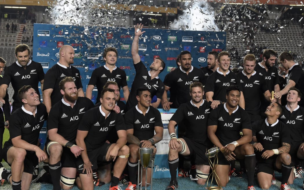 Samoan rugby fans are accusing Air New Zealand of price gouging.