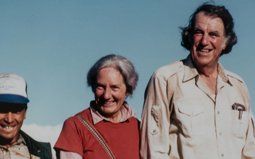Lady June Hillary with her husband Sir Edmund Hillary.