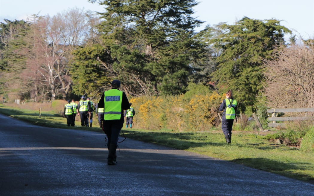 The road search for Yanfei Bao.