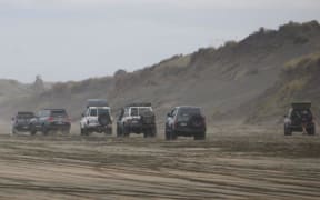Four wheel drives on Muriwai Beach