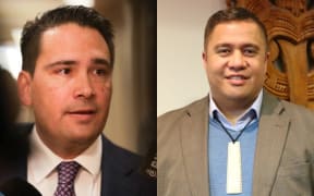 Simon Bridges and Che Wilson