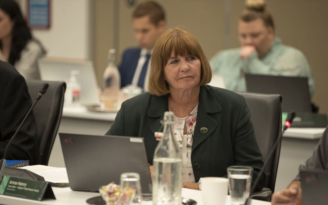 Western Bay of Plenty District Councillor Anne Henry said there needed to be a balance between open discussion and closed workshops because the public can be brutal.