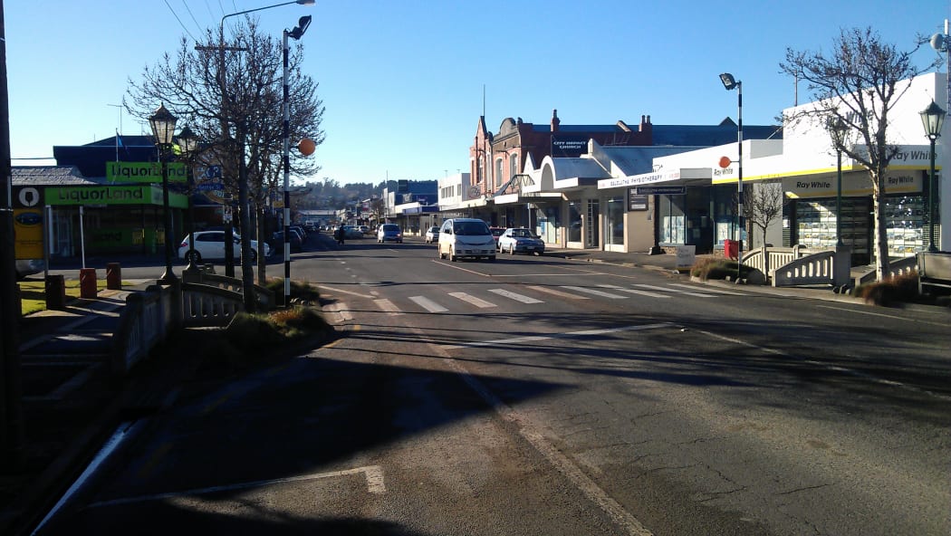 The main street of Balclutha.