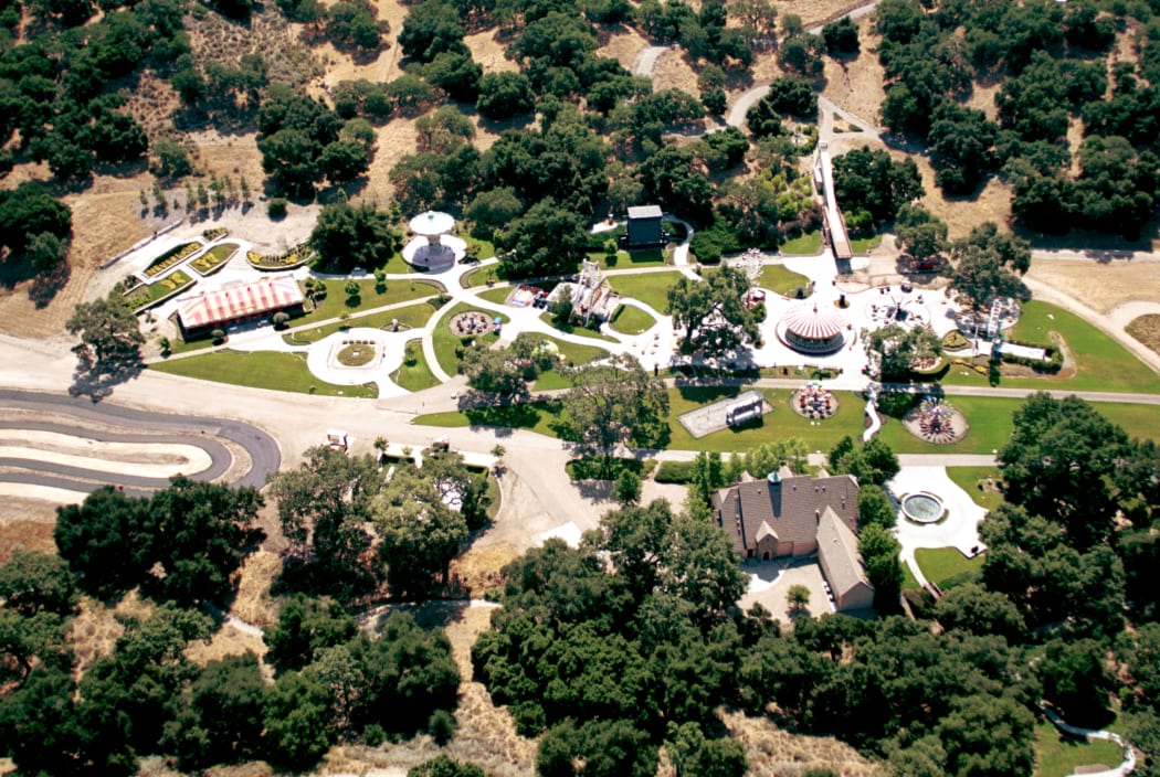 An aerial of singer Michael Jackson''s Neverland Valley Ranch June 25, 2001.