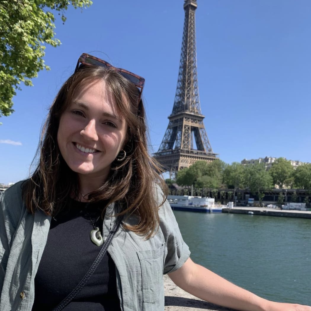Meg Prendergast  in Paris