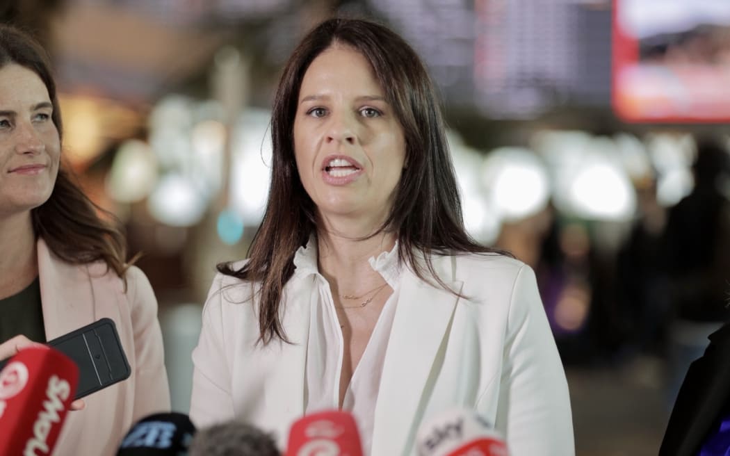 Ministers Nicola Willis, Louise Upston and Erica Stanford announce the government will loosen rules for 'digital nomad' tourist visas.