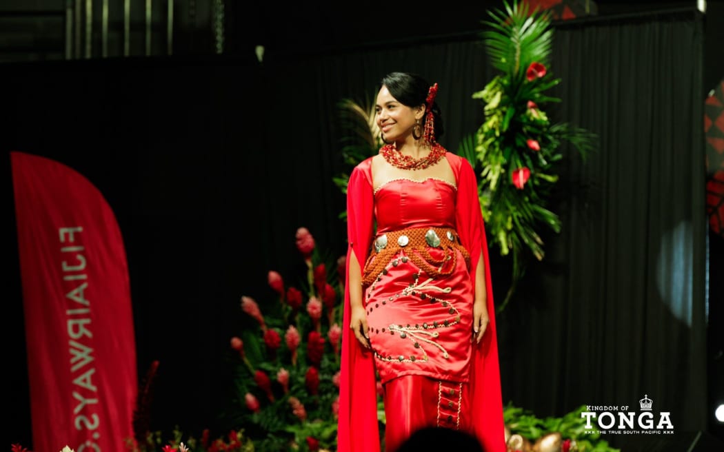 Siosi'ana Taumoepeau won the Best Puletaha, Best Sarong Wear, Miss Popularity/Miss Internet, Miss Photogenic, and Miss Tourism categories.
