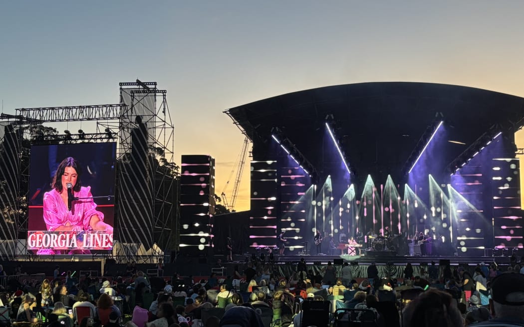 Review: Dillon Rhodes the highlight of Auckland's Christmas in the Park ...