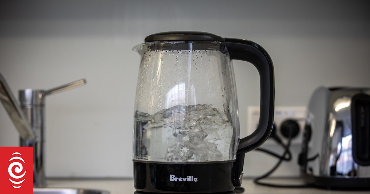 Boil water notice for Auckland suburbs until 'further notice'