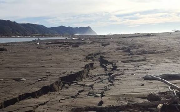 The 7.1 magnitude earthquake left large cracks in the sand at Rangitukia Beach near Te Araroa.