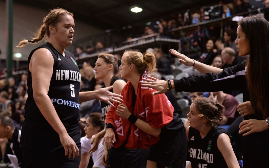 Megan Craig. FIBA Oceania Basketball Championships, New Zealand Tall Ferns v Australian Opals, NSEC, Auckland. New Zealand. Wednesday 14 August 2013. Photo: Andrew Cornaga / www.photosport.co.nz
